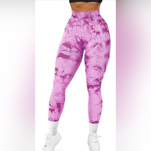 Tie Dye Scrunch But Lifting Leggings - Picture 3 of 9